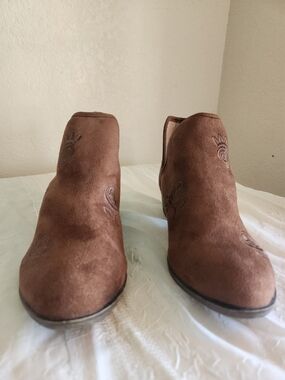 hippie laundry Brown Suede Ankle Booties with Embroidered Detail